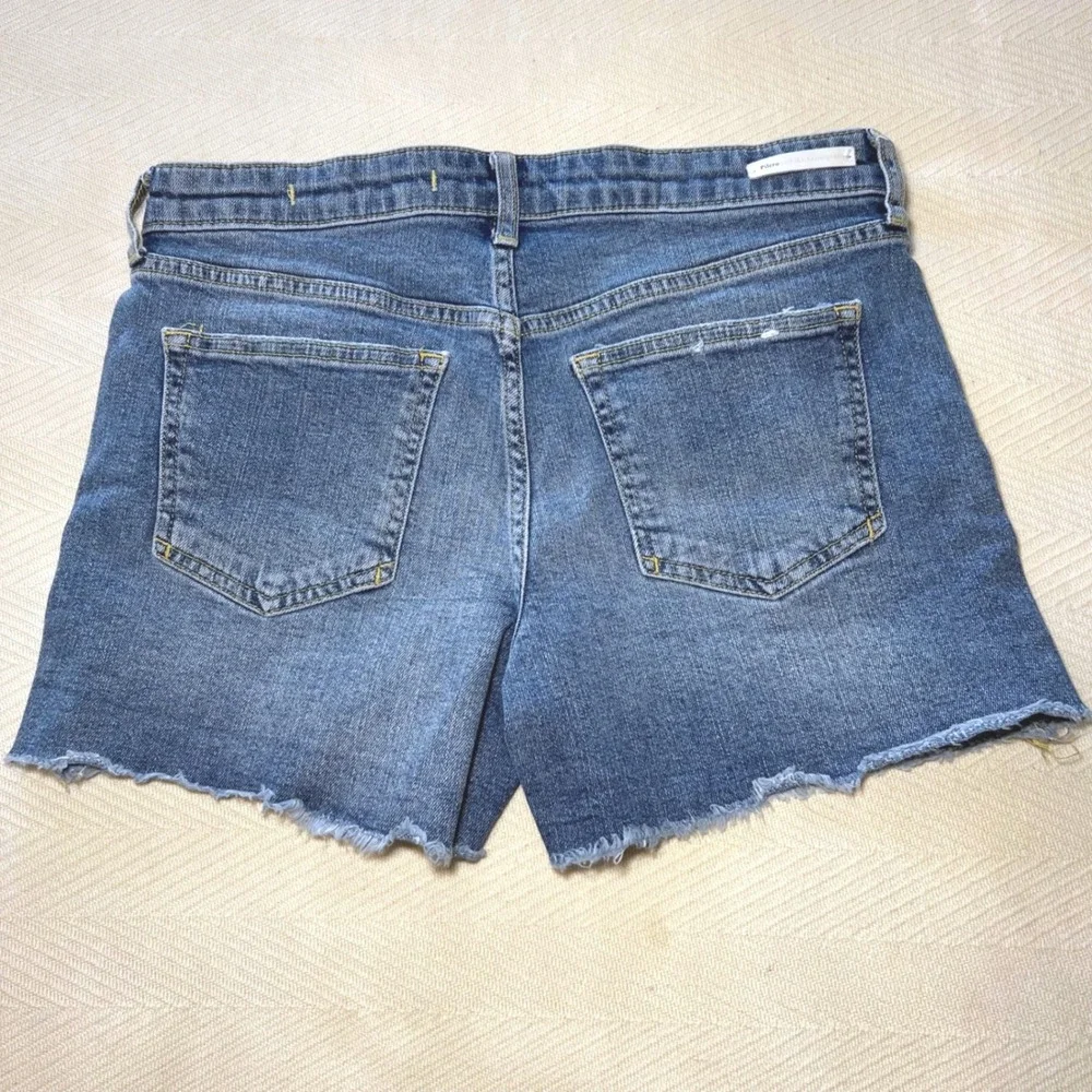 Pilcro and the Letterpress Anthropologie Slim Boyfriend Denim Shorts Size 26